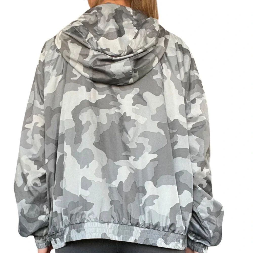 Pink Republic Womens XL Grey Camo Full Zip Hooded Lightweight Windbreaker Jacket
